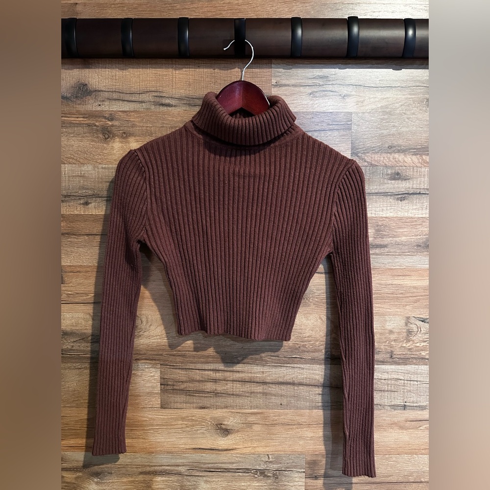 Love Tree Cropped Ribbed Sweater